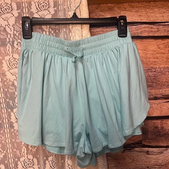 Abercrombie Kids Light Blue Flowy Shorts (092) - Picture 2 of 5